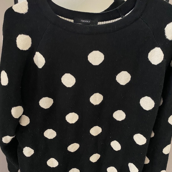 Polka Dot Sweater - Picture 3 of 3